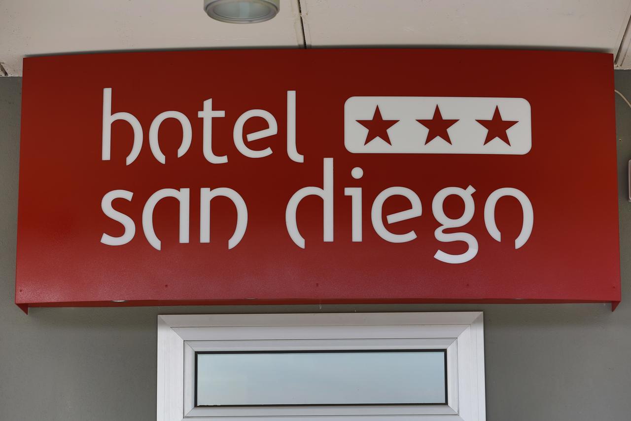 רנדה Hotel San Diego מראה חיצוני תמונה